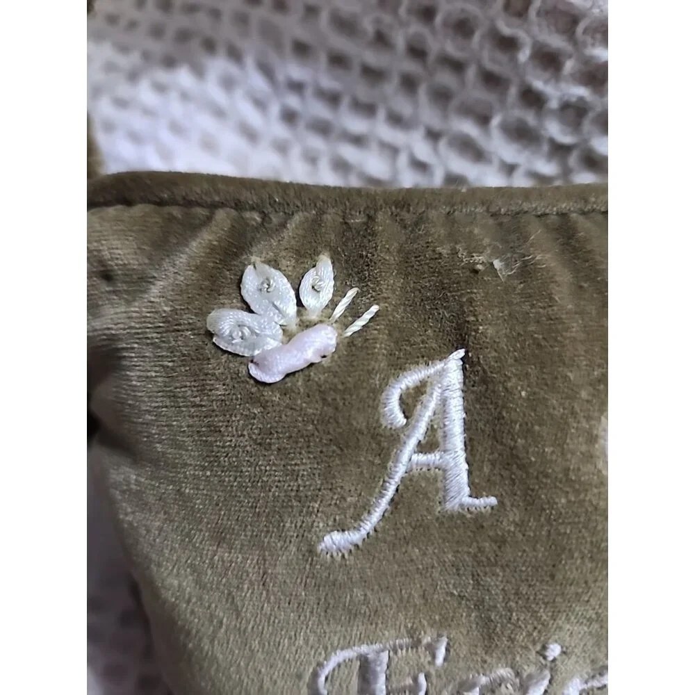 A Garden Of Friends Is Always In Bloom Decorative Hanging Velvet  Pillow  Ribbon